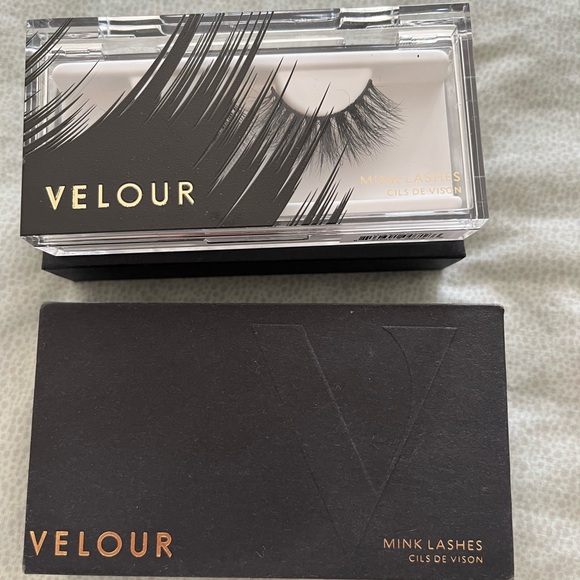 Gorgeous mink lashes. Ideal for prom or wedding season! - Picture 2 of 3